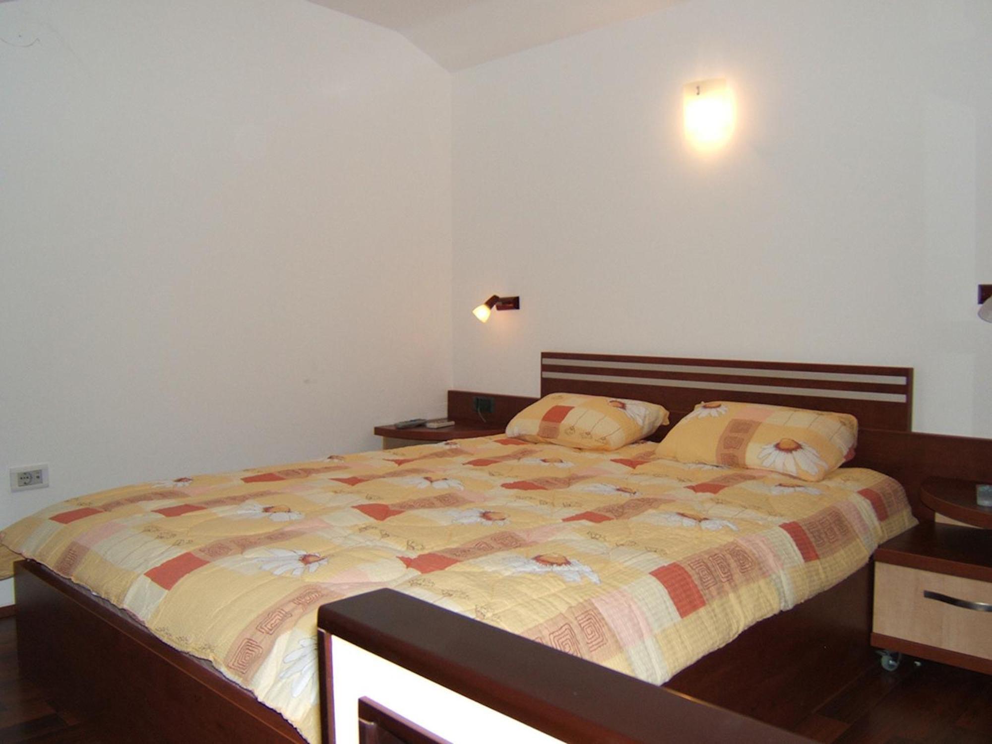 Villa Sara Guesthouse Sveti Stefan Rom bilde
